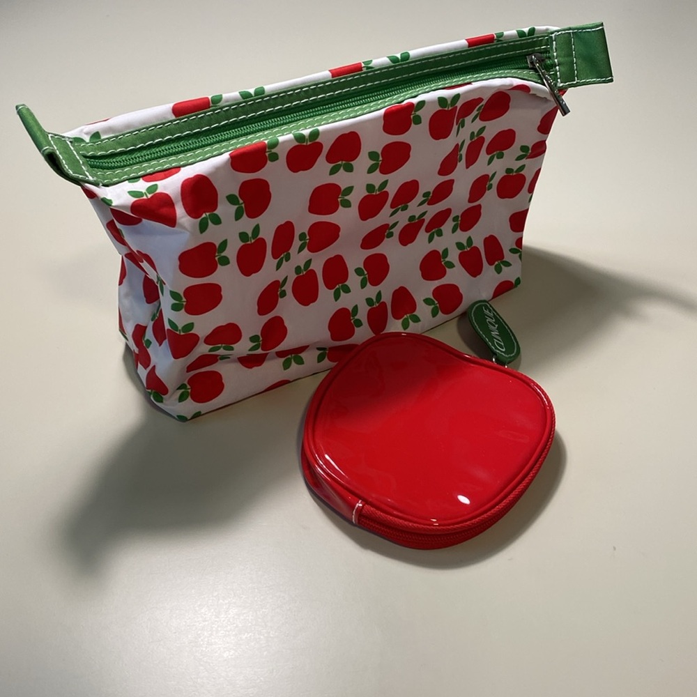 Clinique cosmetic bag + small pouch - NEW
